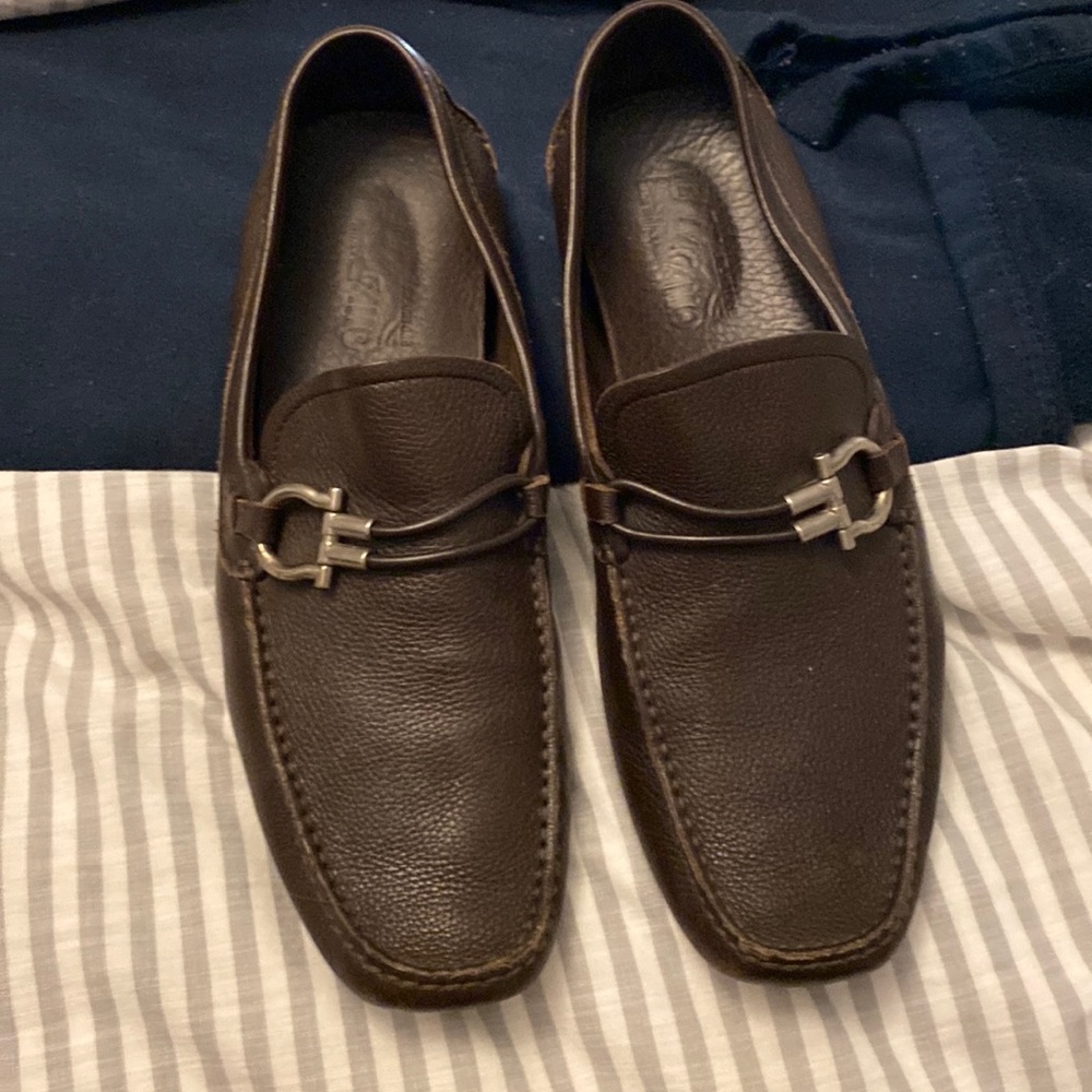 Men’s Ferragamo Loafers - Unique Buckle - US Size 11.5